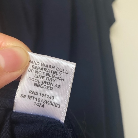 Babeau Navy Blue V-Neck Cap Sleeves Tee Shirt Size Small - Picture 7 of 8